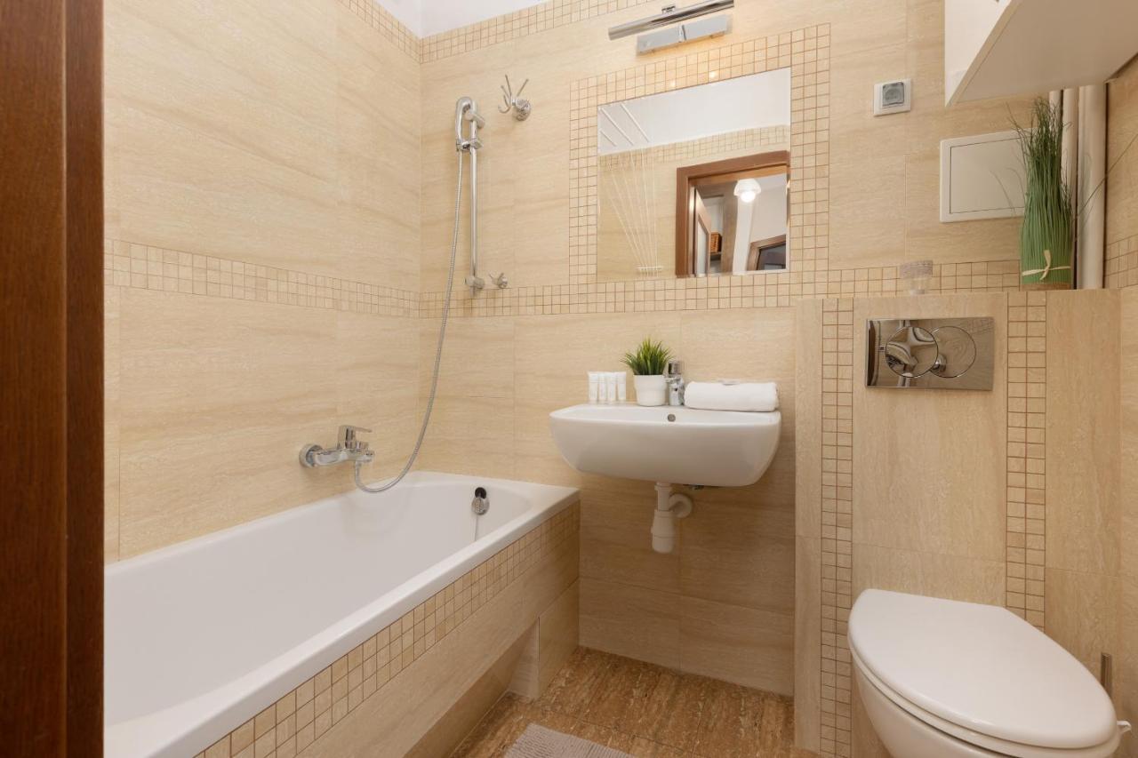 Metro Raclawicka Cozy Studio Apartment By Noclegi Renters Warschau Buitenkant foto